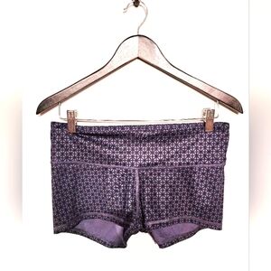 Lululemon Boogie Spandex Athletic Shorts Geometric Print Women’s Size 8 Fitted